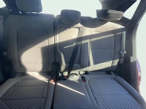 Certified 2020 Ford Escape SE image 18