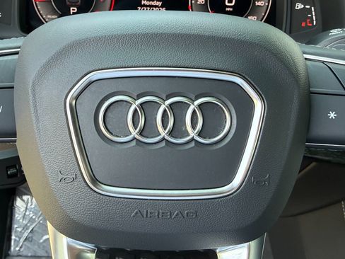 Used 2025 Audi Q7 2.0T Premium Plus w/ Premium Plus Package AWD/4WD image 31