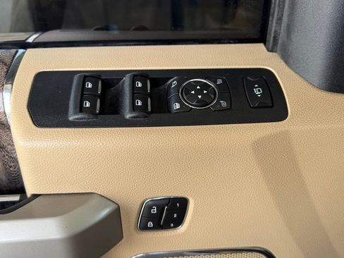 Used 2019 Ford F250 XLT AWD/4WD image 24