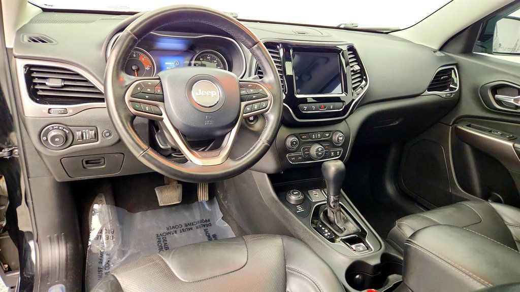 Used 2021 Jeep Cherokee Limited AWD/4WD image 12