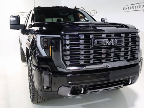 Used 2024 GMC Sierra 2500 Denali Ultimate image 33