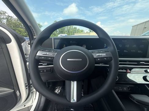 New 2026 Hyundai Tucson SEL Plus AWD/4WD image 14