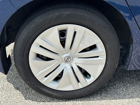 Used 2023 Nissan Leaf S FWD image 17