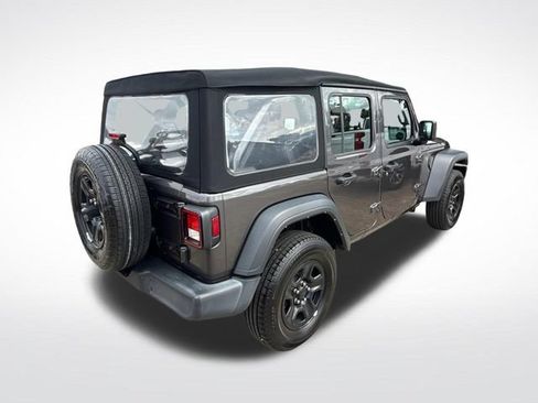Used 2024 Jeep Wrangler Unlimited Sport AWD/4WD image 10