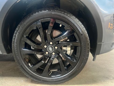 Used 2019 Land Rover Discovery Sport HSE Dynamic image 12