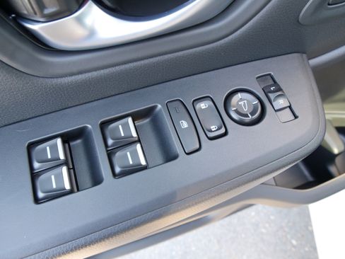 New 2025 Honda Pilot Touring image 19