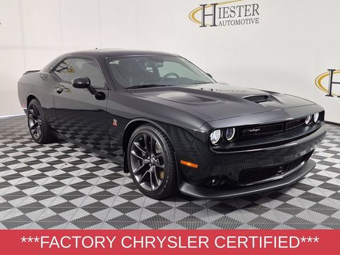 Certified 2022 Dodge Challenger R/T Scat Pack w/ Plus Package RWD image 2