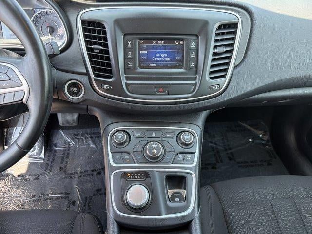 Used 2016 Chrysler 200 Limited w/ Convenience Group FWD image 25