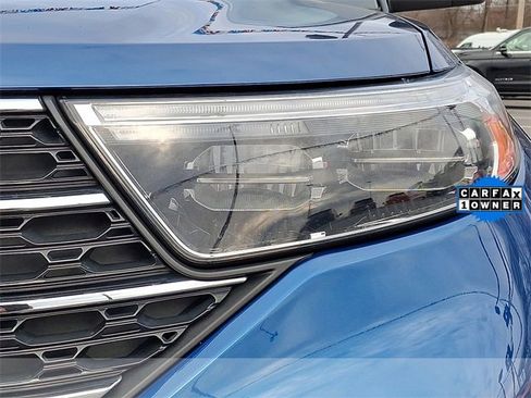 Used 2022 Ford Explorer XLT w/ Equipment Group 202A image 9