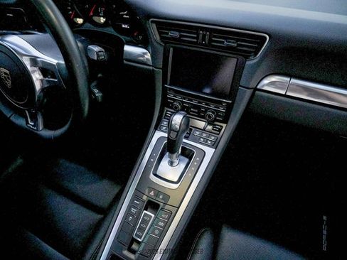 Used 2014 Porsche 911 Carrera image 32