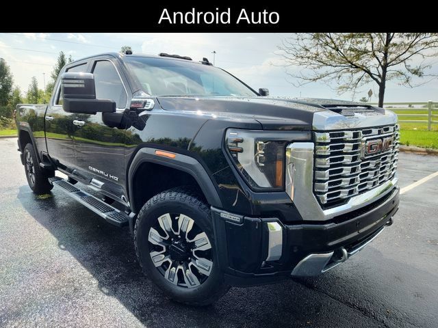 Used 2025 GMC Sierra 2500 Denali w/ Denali Reserve Package AWD/4WD image 13