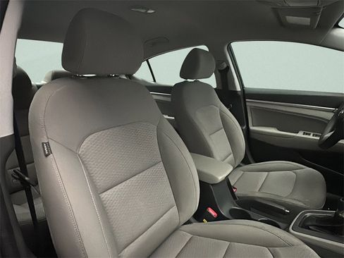 Certified 2020 Hyundai Elantra SEL image 9