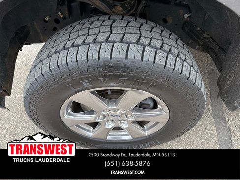 Used 2019 Ford F150 XLT w/ Equipment Group 302A Luxury AWD/4WD image 18