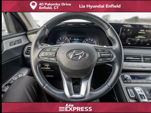 Used 2022 Hyundai Palisade SEL w/ Premium Package FWD image 12