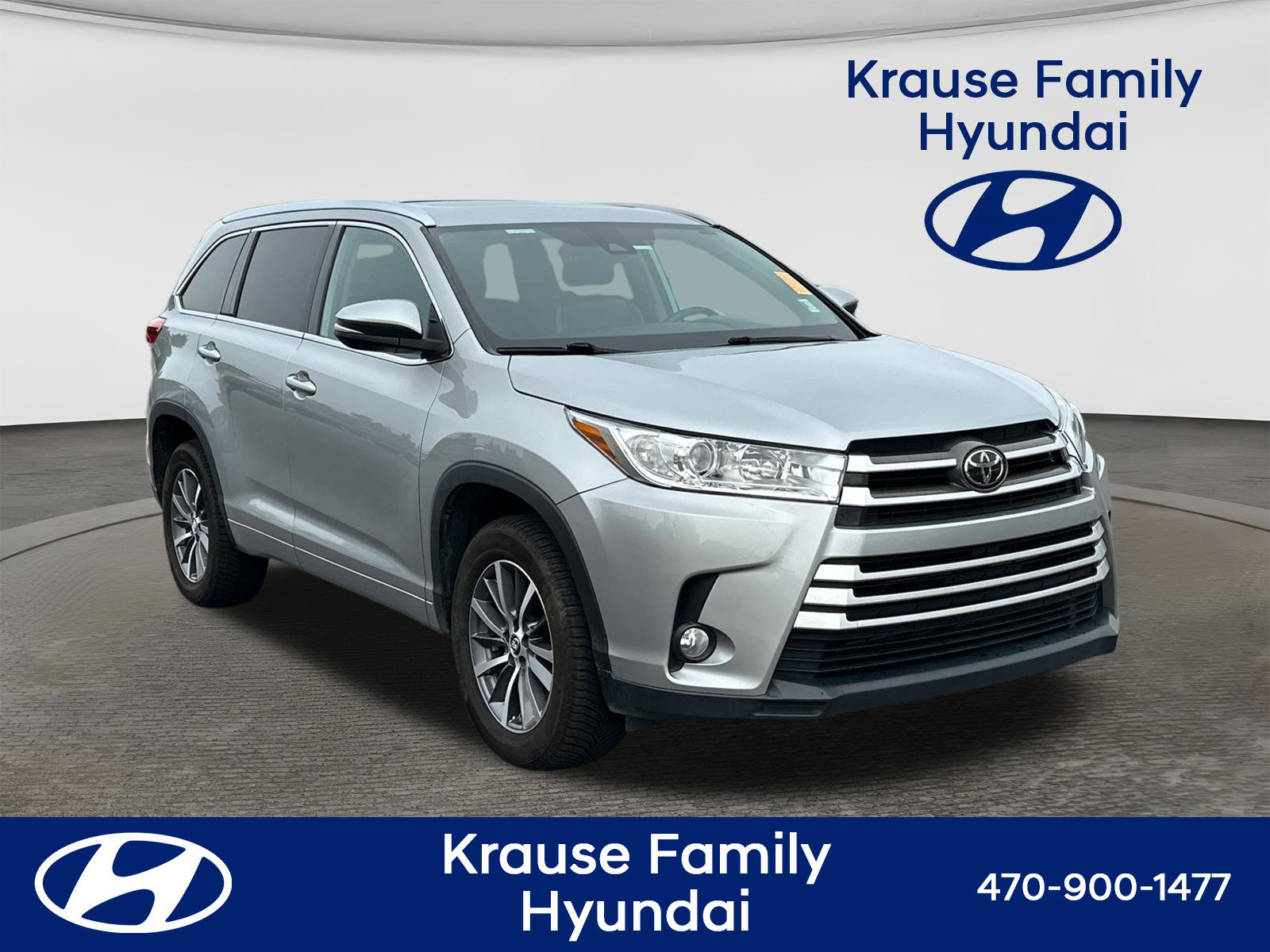 Used 2018 Toyota Highlander XLE FWD image 1