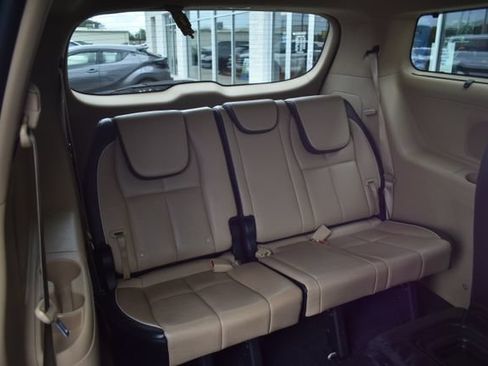 Used 2017 Kia Sedona EX FWD image 45