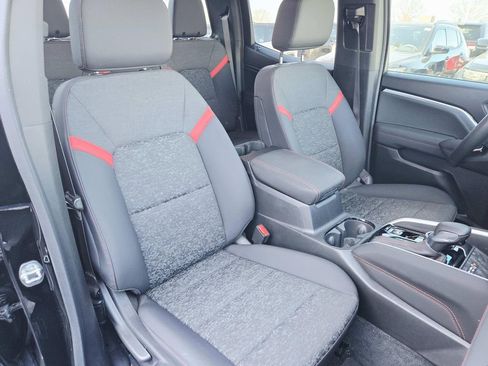 Used 2024 Chevrolet Colorado Z71 w/ Z71 Convenience Package 2 image 16