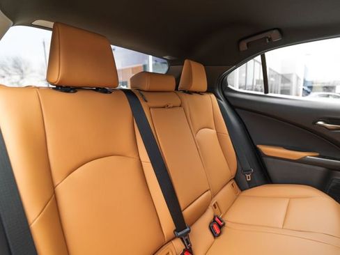 New 2026 Lexus UX 300h AWD image 36