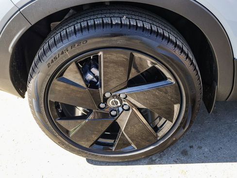 New 2026 Volvo XC40 B5 Ultra w/ Climate Package image 14