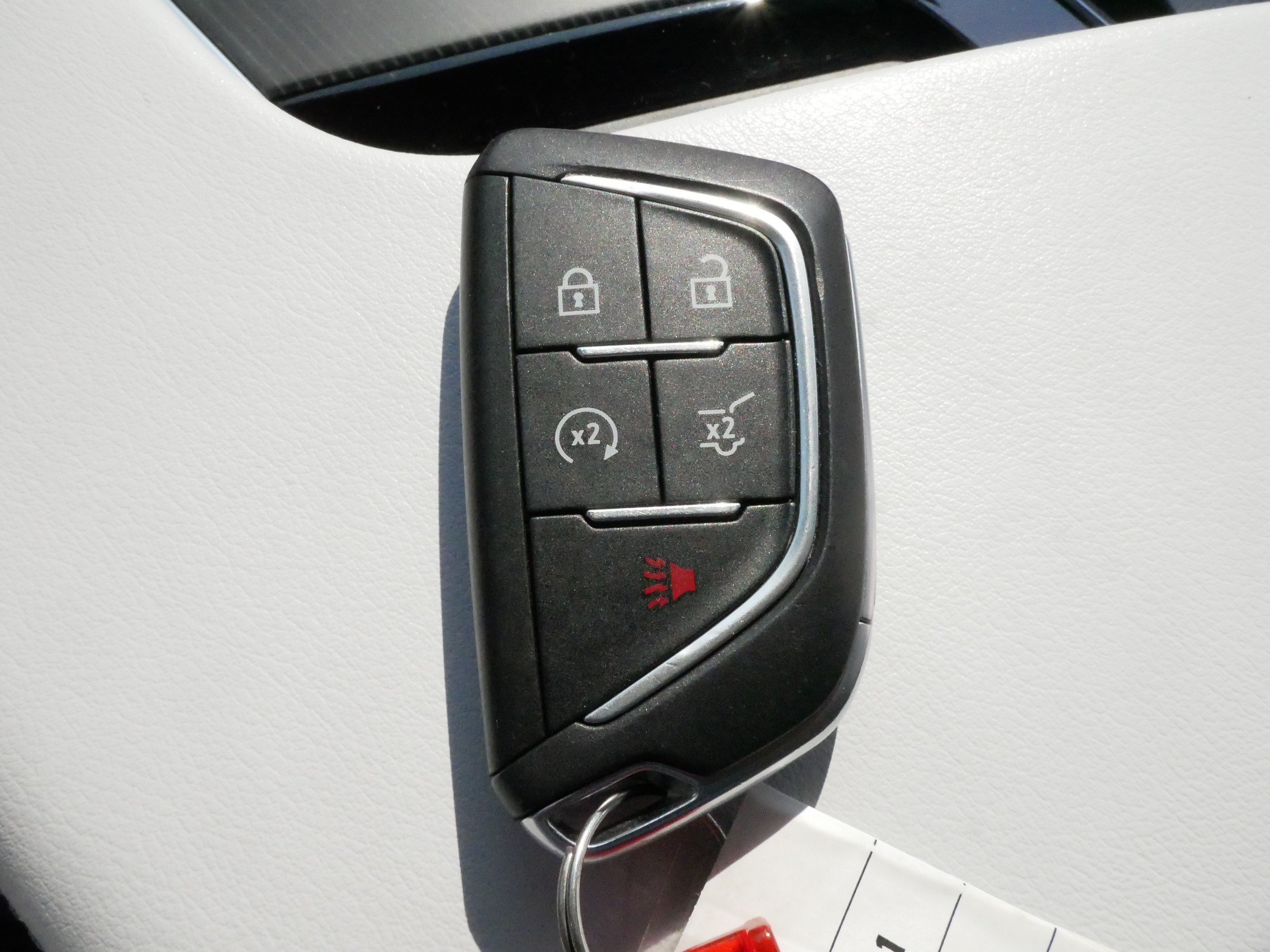 Used 2024 Cadillac Lyriq Sport RWD image 30