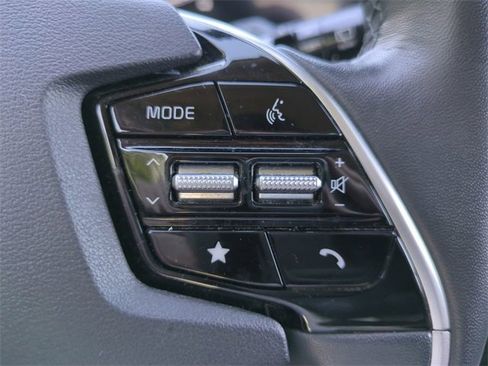 Used 2023 Kia Niro EX Touring image 27