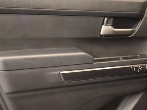 Used 2024 Toyota Tacoma TRD Sport image 25