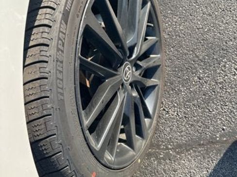 Used 2021 Toyota Camry XSE w/ Cold Weather Package image 22