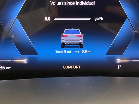 New 2026 BMW X5 xDrive40i w/ M Sport Package image 21