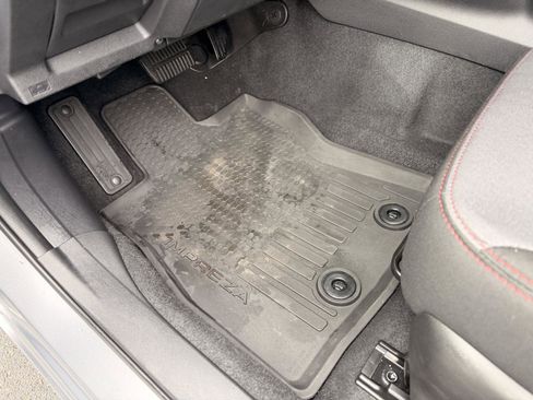 Certified 2025 Subaru Impreza 2.0i Sport image 17