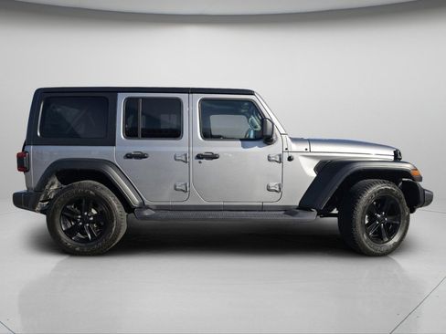 Used 2020 Jeep Wrangler Unlimited Sport image 22