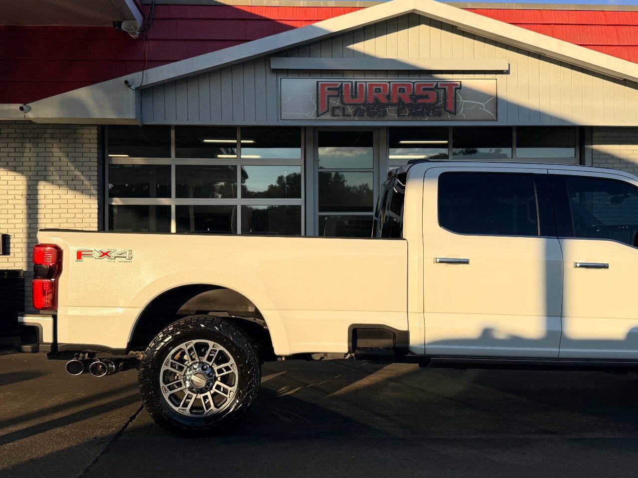 Used 2024 Ford F350 Limited w/ FX4 Off-Road Package AWD/4WD image 11