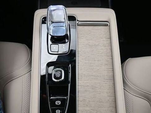 New 2026 Volvo XC90 B6 Plus AWD/4WD image 11