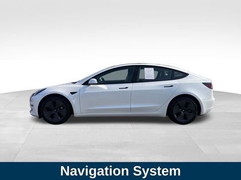 Used 2023 Tesla Model 3 Standard Range RWD image 2