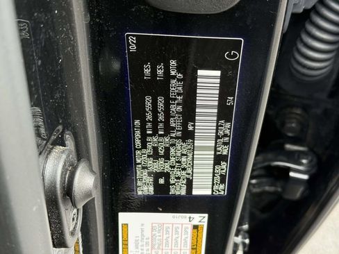 Used 2022 Lexus LX 600 Premium w/ Appearance Package image 31