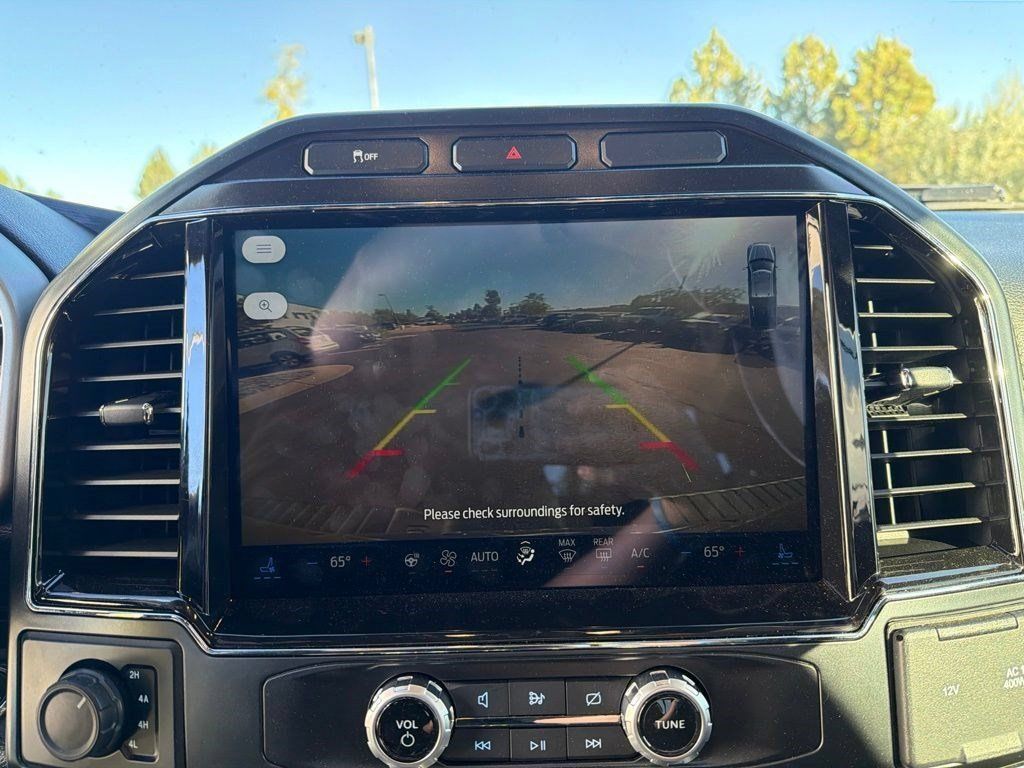Used 2017 Ford F150 Lariat w/ Equipment Group 502A Luxury AWD/4WD image 16