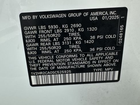 Used 2025 Volkswagen Atlas SE AWD/4WD image 33