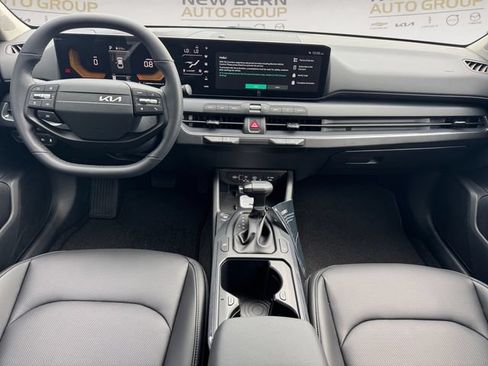 New 2026 Kia K4 EX FWD image 10