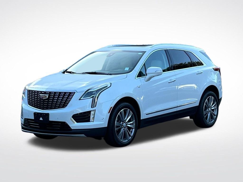 Used 2024 Cadillac XT5 Premium Luxury w/ Technology Package FWD image 1