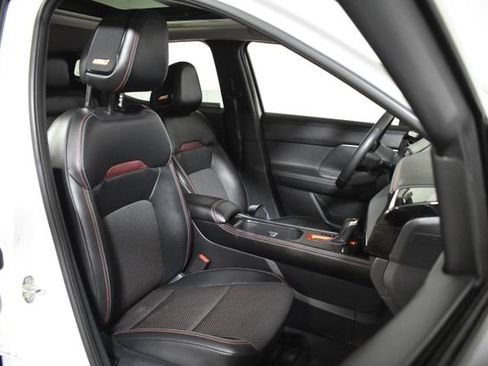 Certified 2025 Nissan Kicks SR w/ SR Premium Package image 32