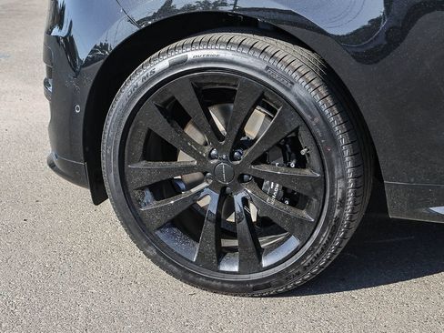 New 2026 Land Rover Range Rover Sport Dynamic SE AWD/4WD image 9