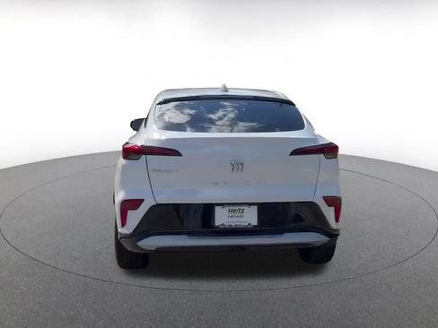 Used 2025 Buick Envista Sport Touring image 14