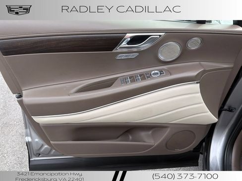 Used 2023 Genesis GV80 3.5T w/ Prestige Package AWD/4WD image 4