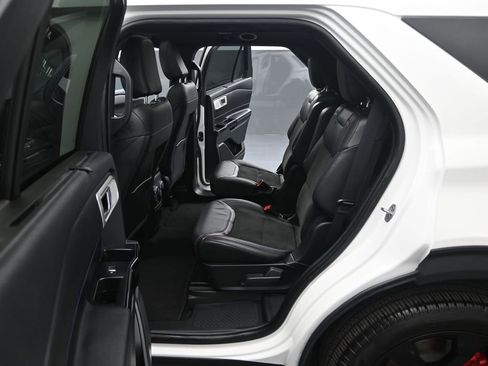 Used 2023 Ford Explorer ST w/ Equipment Group 401A AWD/4WD image 19