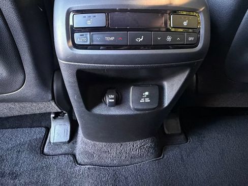 Used 2021 Hyundai Palisade SEL FWD image 31