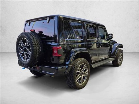 Used 2024 Jeep Wrangler High Altitude AWD/4WD image 4