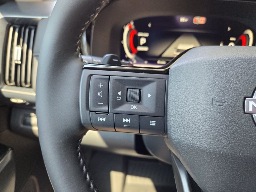 New 2026 Nissan Pathfinder SL FWD image 21