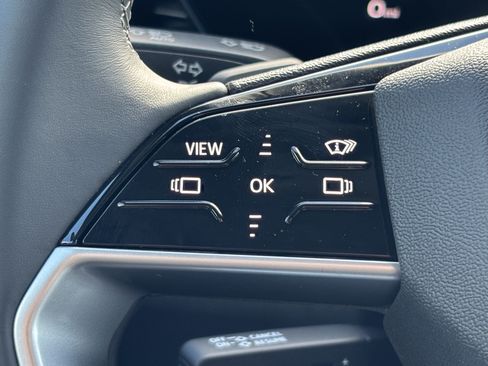 Used 2025 Audi Q5 Premium AWD/4WD image 20