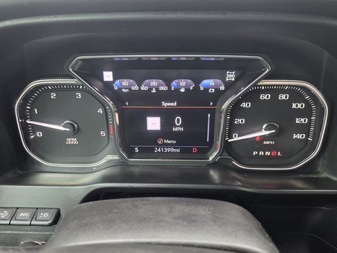 Used 2020 GMC Sierra 2500 Denali w/ Denali Ultimate Package AWD/4WD image 25