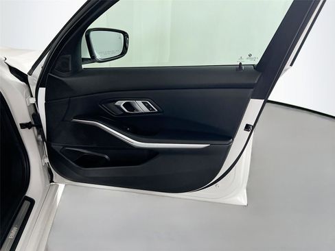 Certified 2022 BMW 330i xDrive 330i xDrive w/ Premium Package image 28