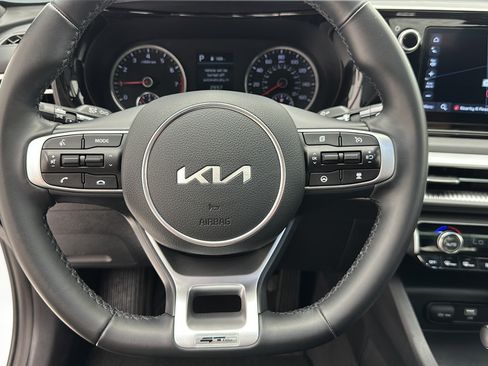 Used 2023 Kia K5 GT-Line FWD image 16